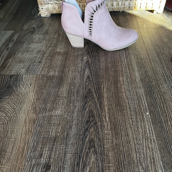 Pink Booties - Picture 4 of 4